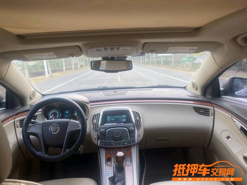 徐州13年别克君越6