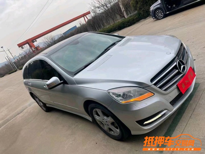 潍坊11年奔驰R8