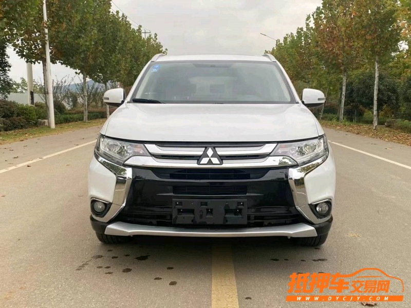 徐州18年三菱欧蓝德9