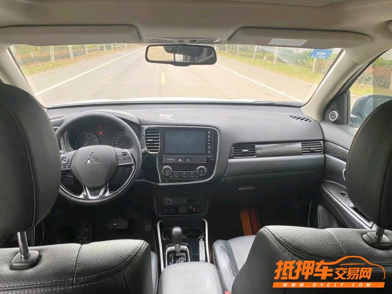 徐州18年三菱欧蓝德4