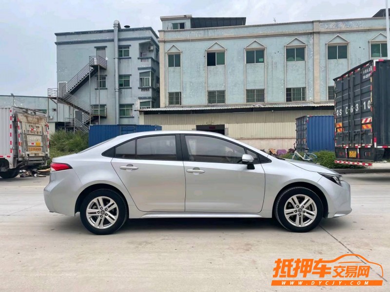 东莞19年丰田雷凌8