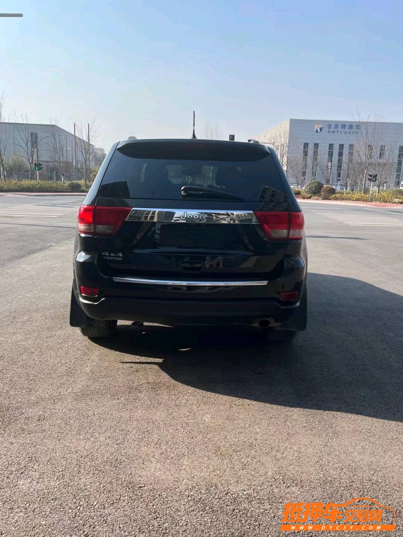 徐州13年Jeep大切諾基1