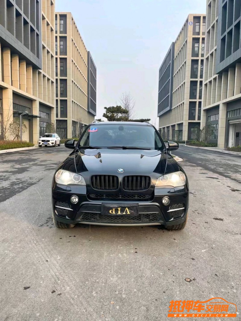 徐州11年宝马X59