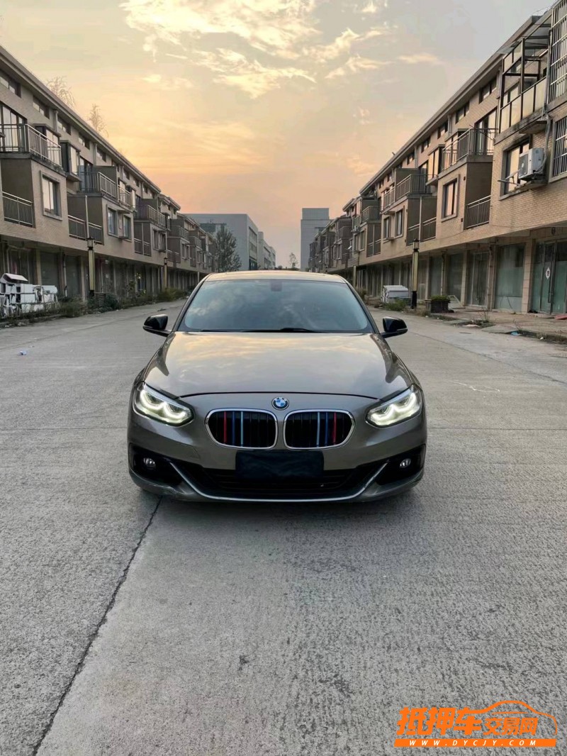 徐州18年宝马1系1