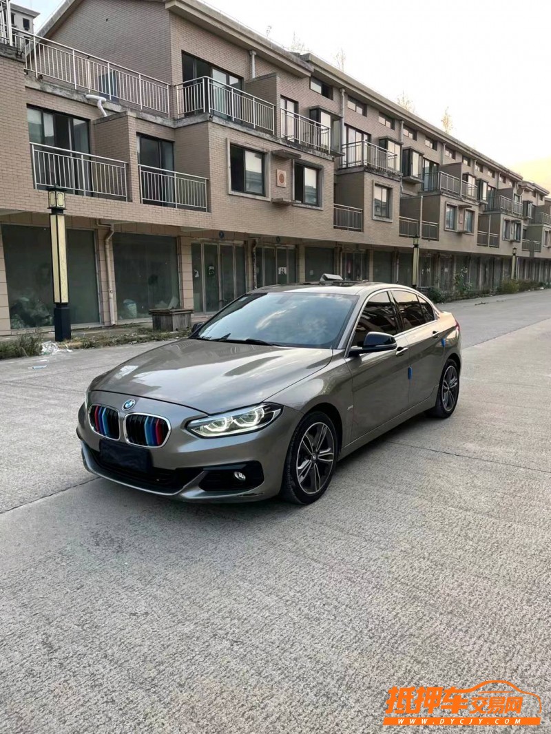 徐州18年宝马1系2