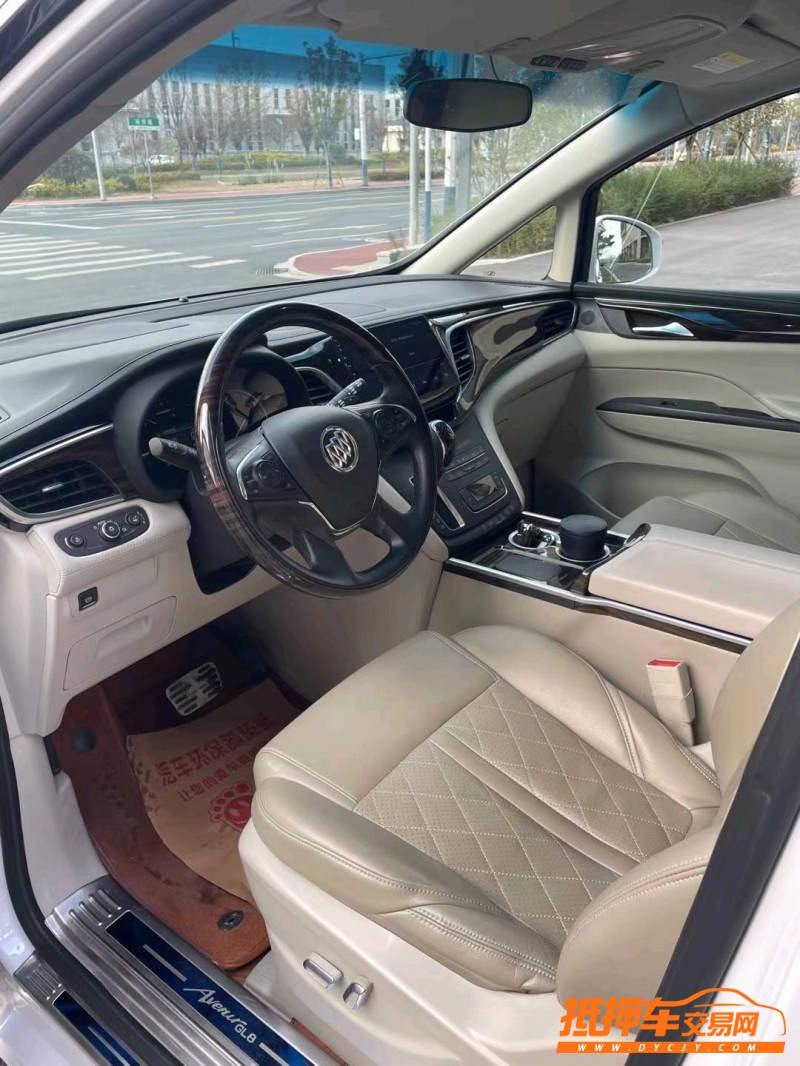 徐州19年别克GL84