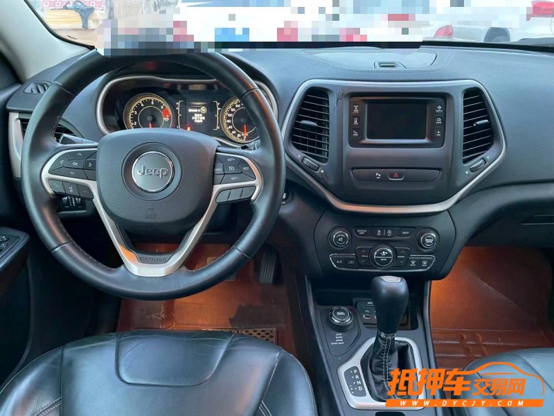 濰坊17年Jeep自由光4