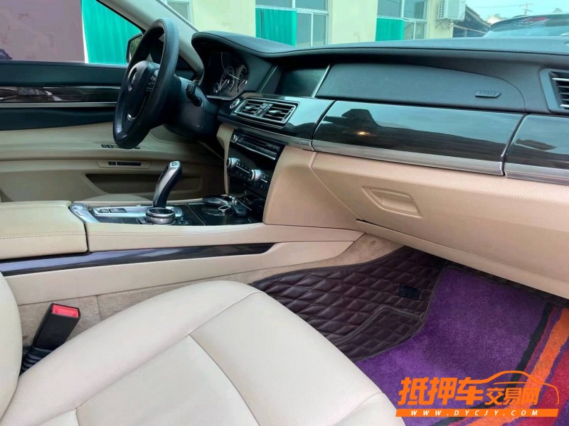 潍坊13年宝马7系7