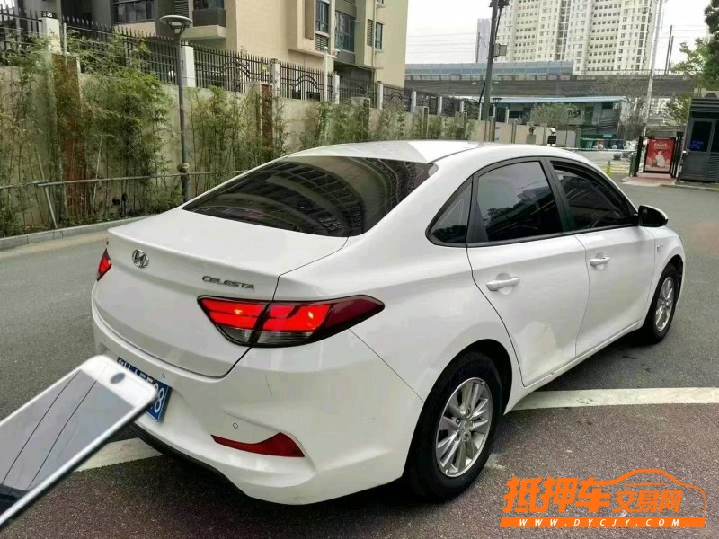 北京19年现代悦动5