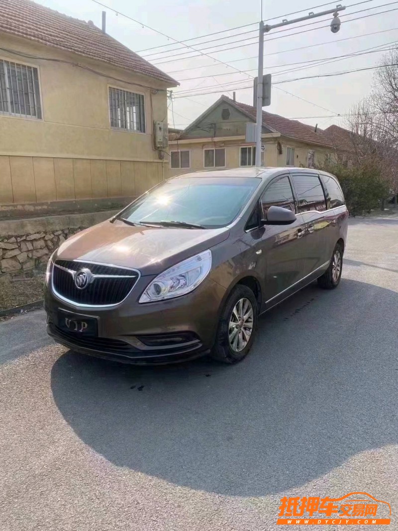 青岛18年别克GL82