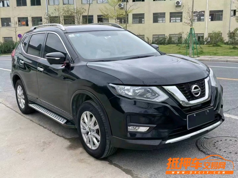 萍鄉18年日產奇駿2