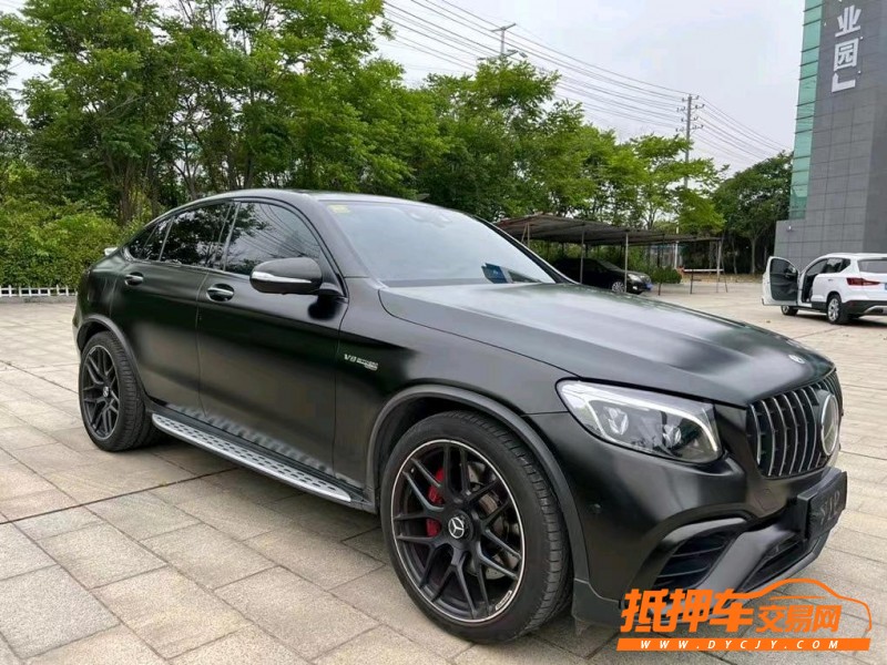 盐城19年奔驰GLC2