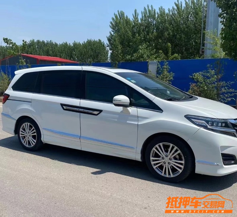 青岛18年本田艾力绅5