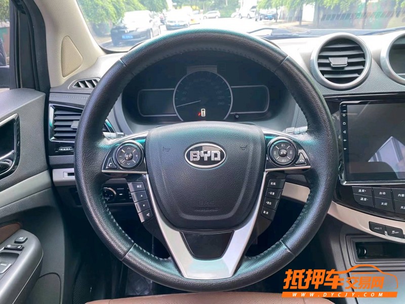 沈陽15年比亞迪S76