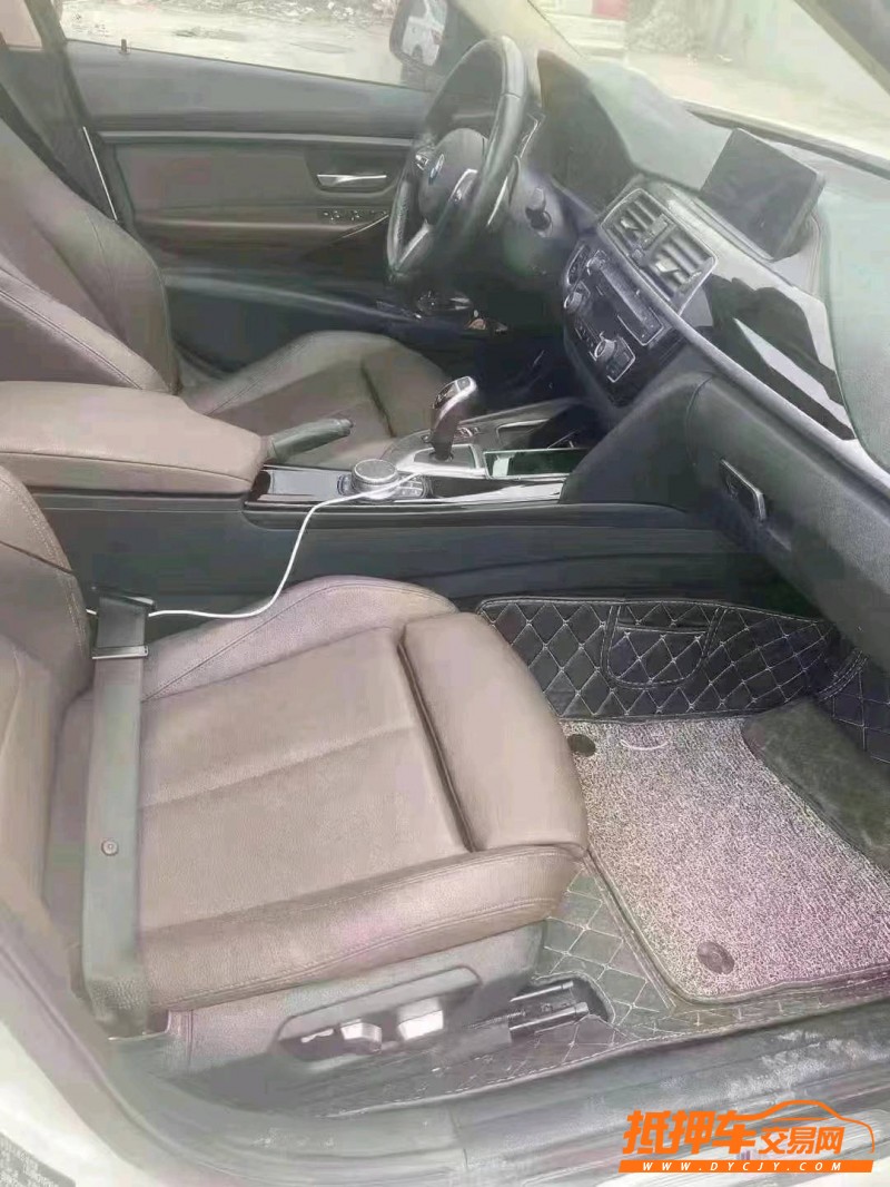 北京19年宝马3系7