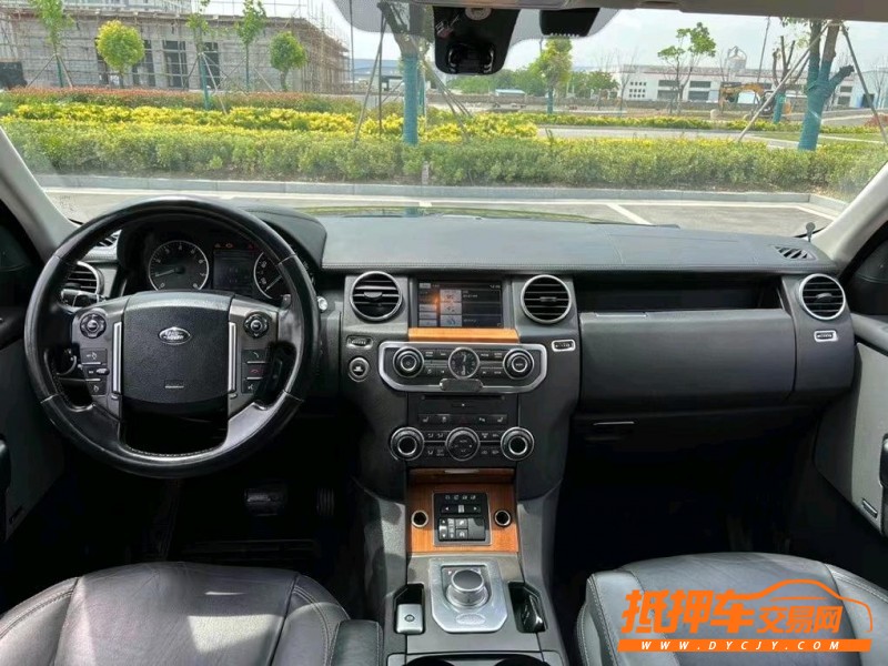 盐城15年路虎发现3