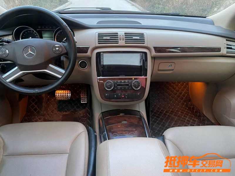 潍坊12年奔驰R8