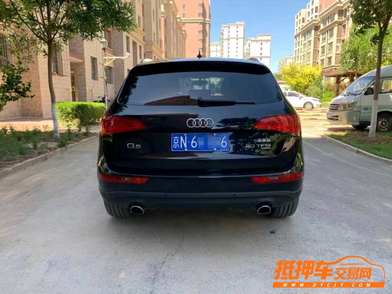 北京15年奥迪Q58