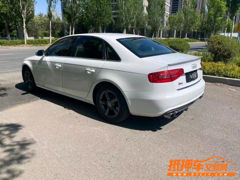 沈阳14年奥迪A4L3