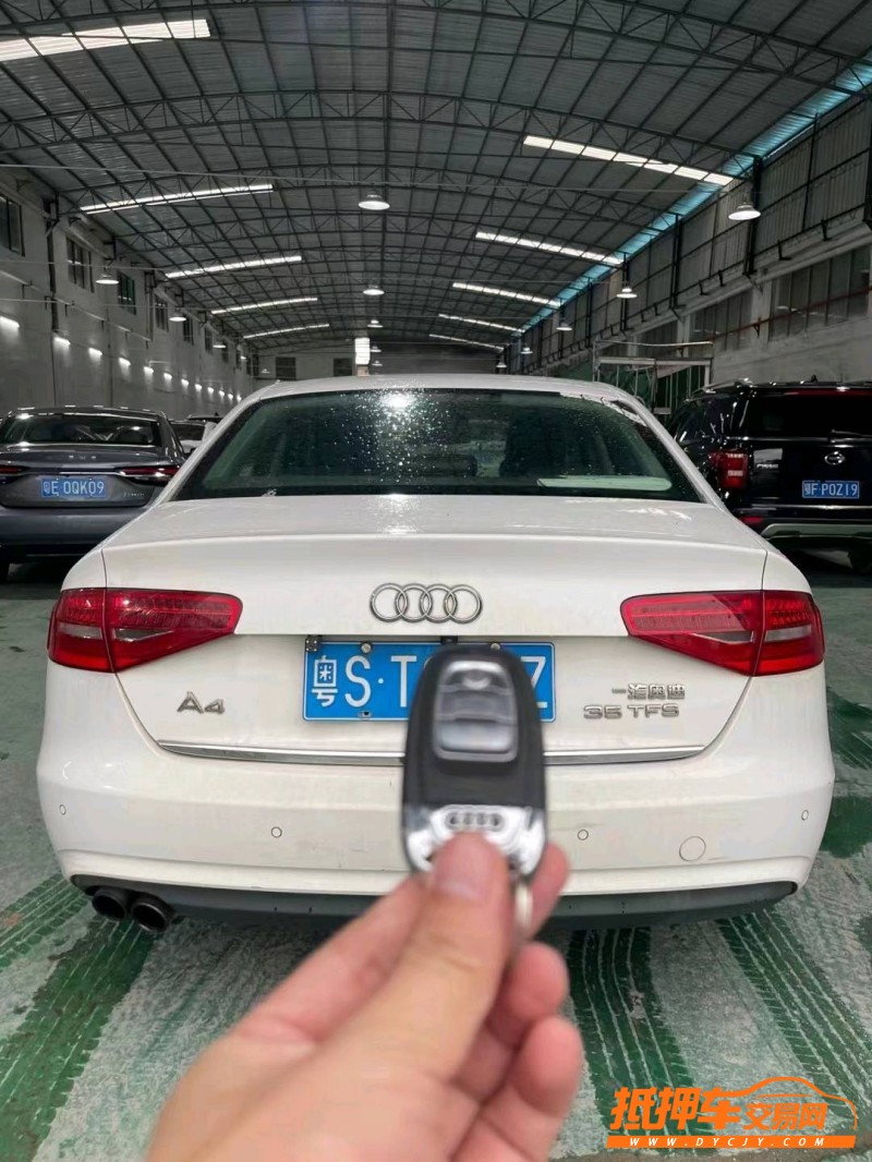 廣州14年奧迪A4L2