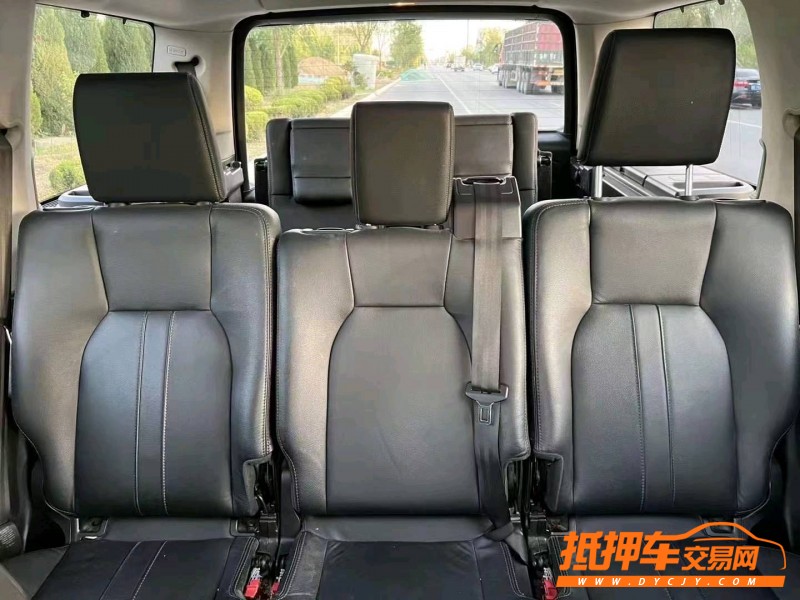 潍坊11年路虎发现6