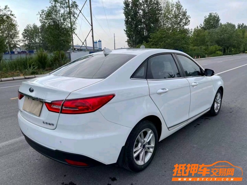 潍坊20年福特福睿斯6