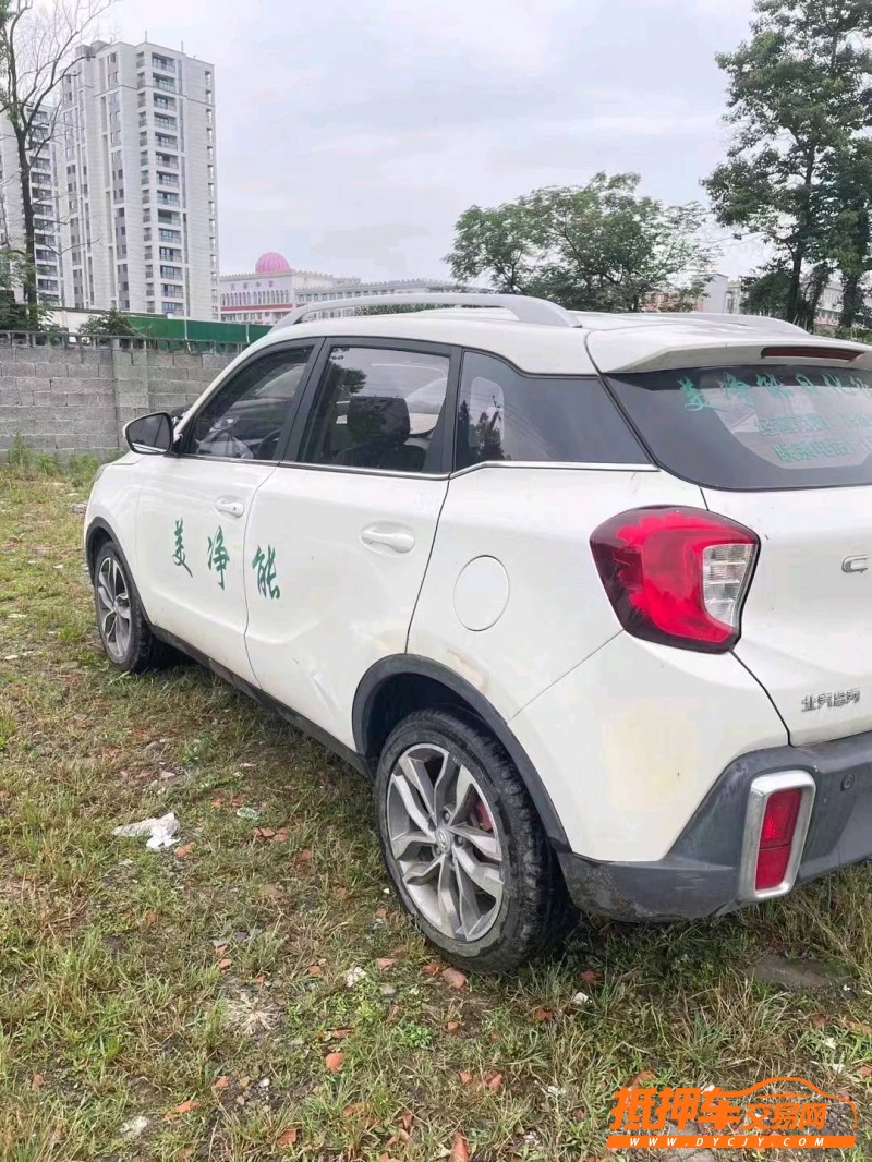 金華18年昌河Q353