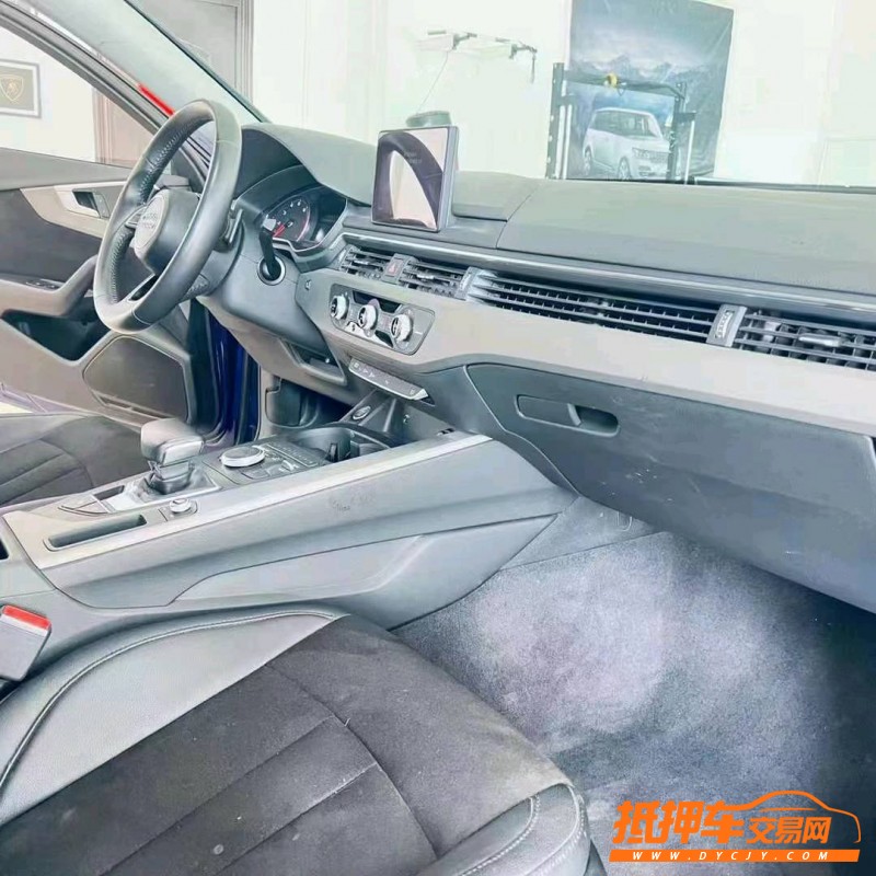 潍坊18年奥迪A4L8