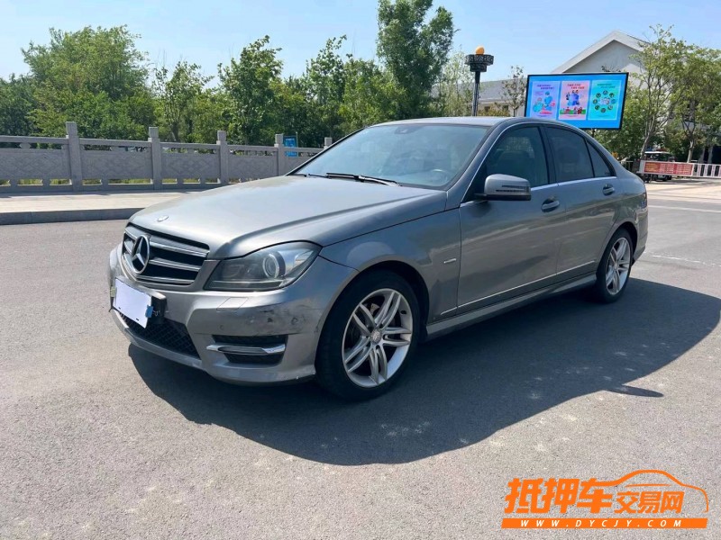 徐州14年奔驰C2