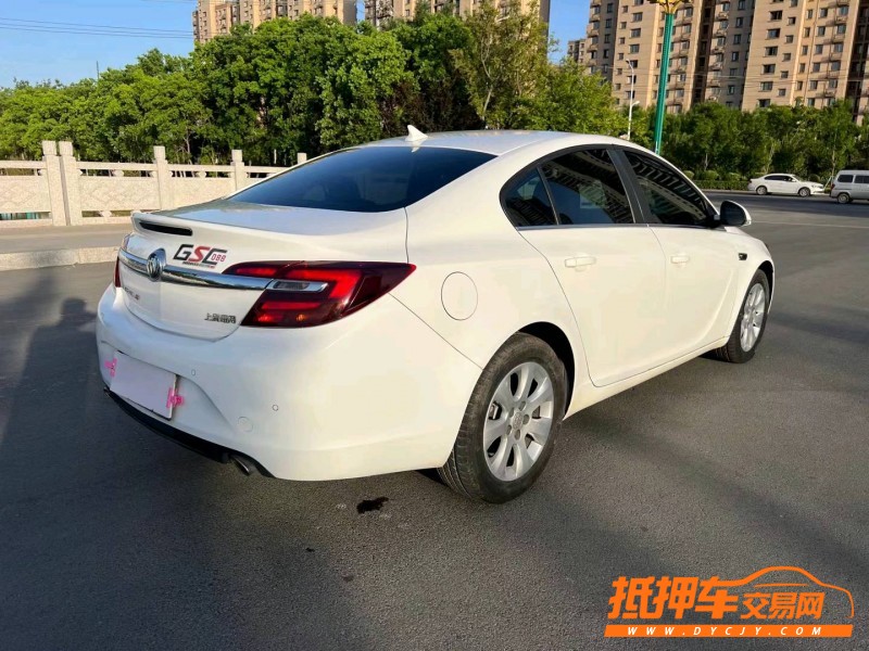 徐州16年别克君威2