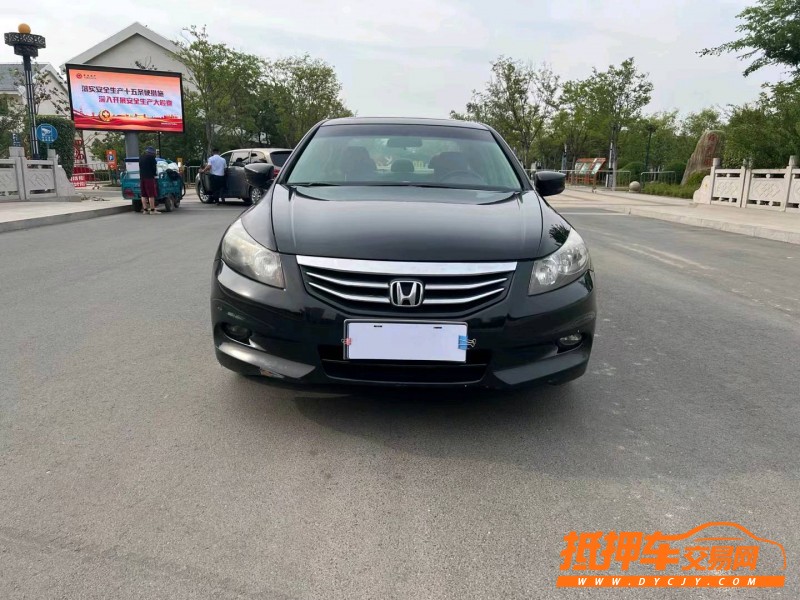 徐州11年本田雅阁1