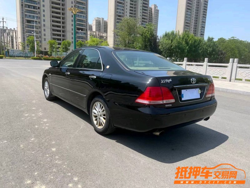 徐州06年丰田皇冠5