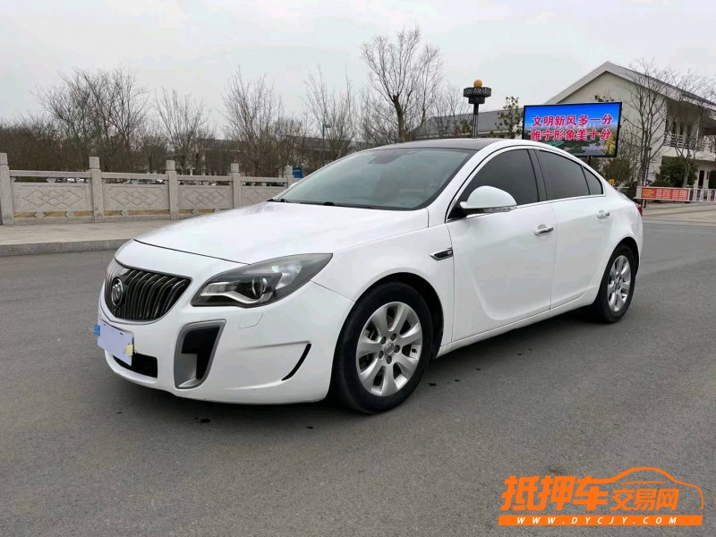 徐州15年别克君威9