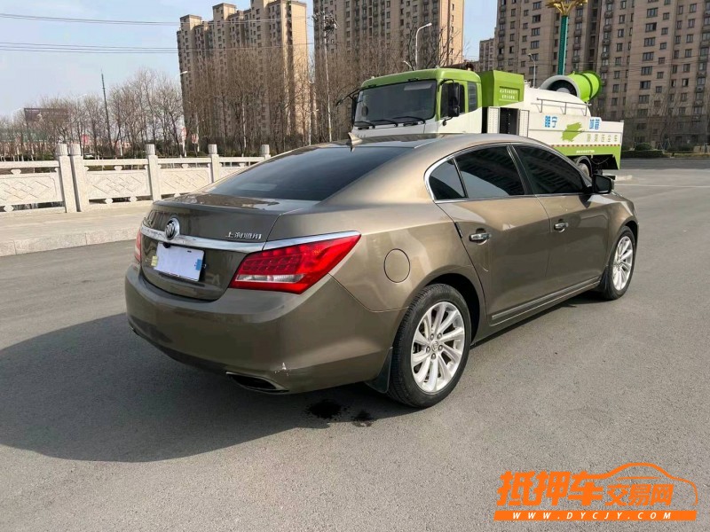 徐州16年别克君越8