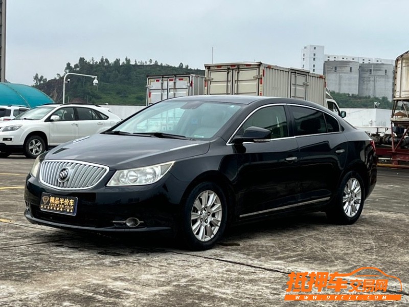 东莞11年别克君越8