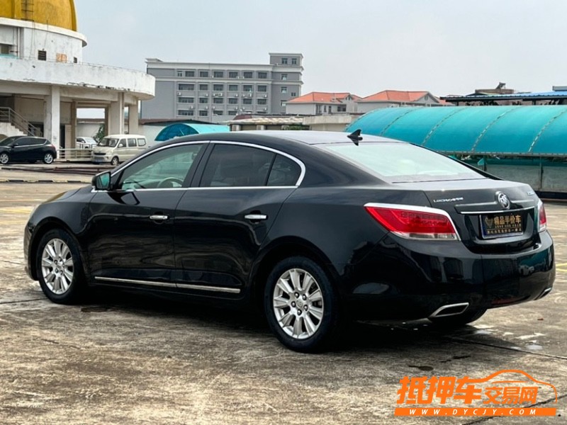 东莞11年别克君越3