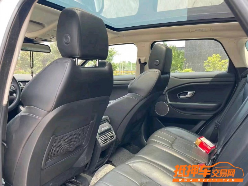 潍坊16年路虎极光8