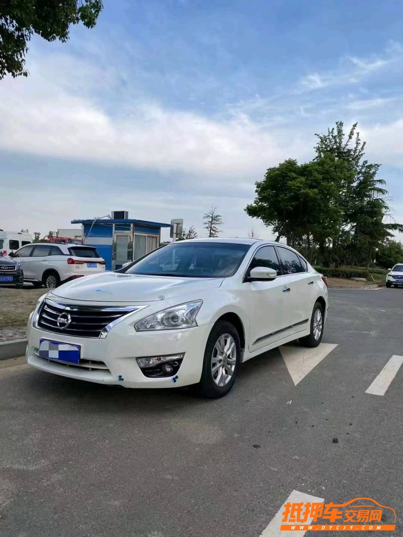 連云港15年日產天籟2