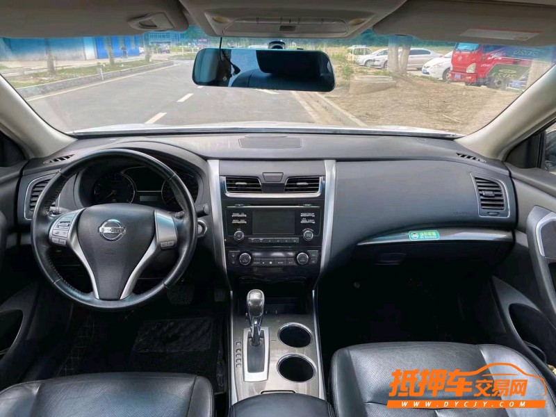 連云港15年日產天籟7