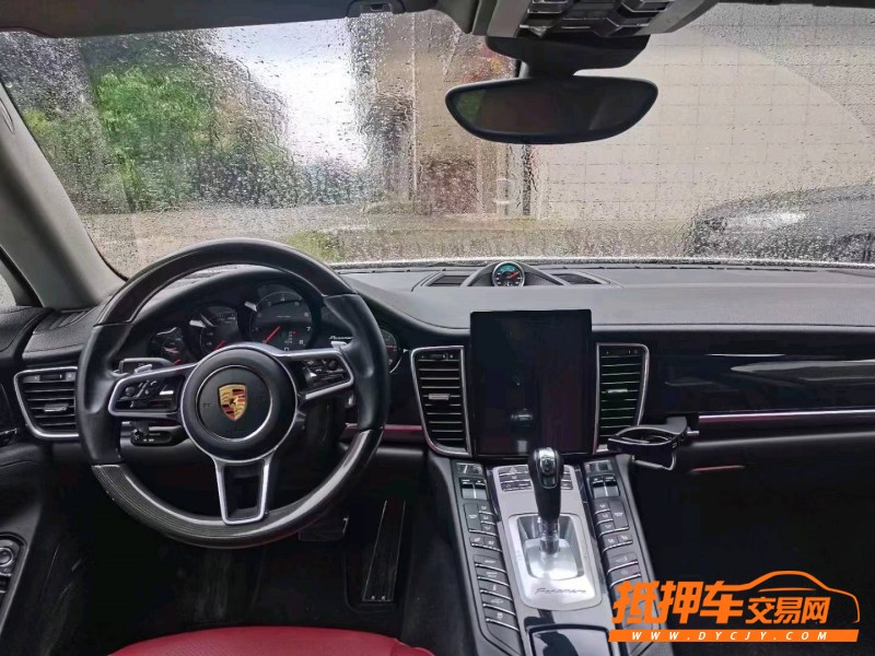 常德11年保時捷帕拉梅拉3