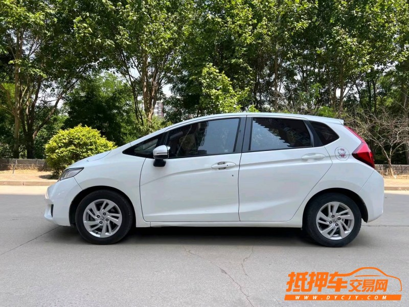邢台16年本田飞度4