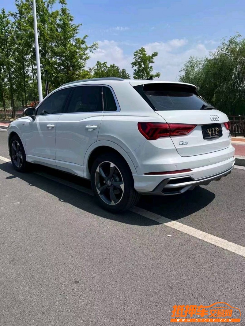 蘇州21年奧迪Q38
