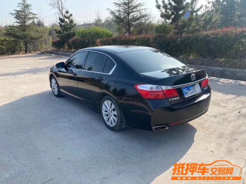 青岛14年本田雅阁9