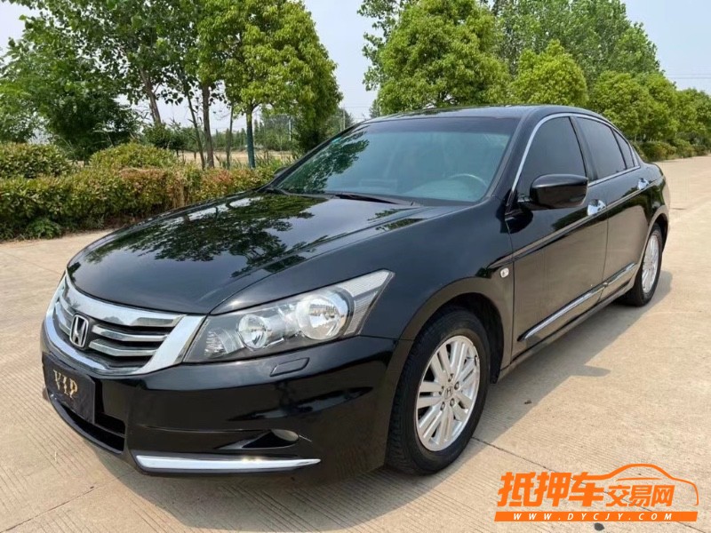 盐城13年本田雅阁4