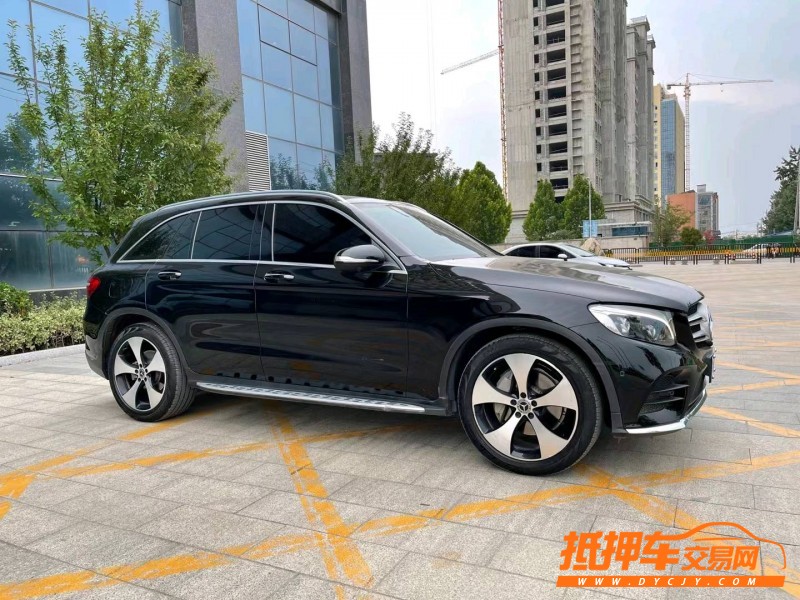 濟寧18年奔馳GLC3