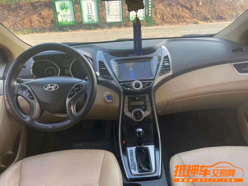 潍坊12年现代朗动3