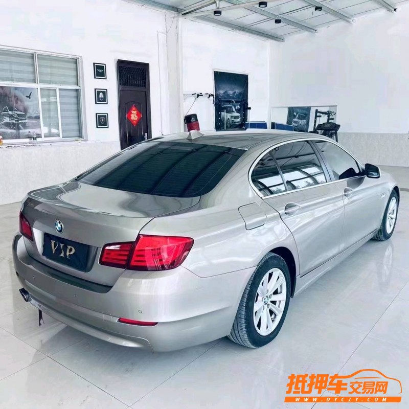 北京11年宝马5系8
