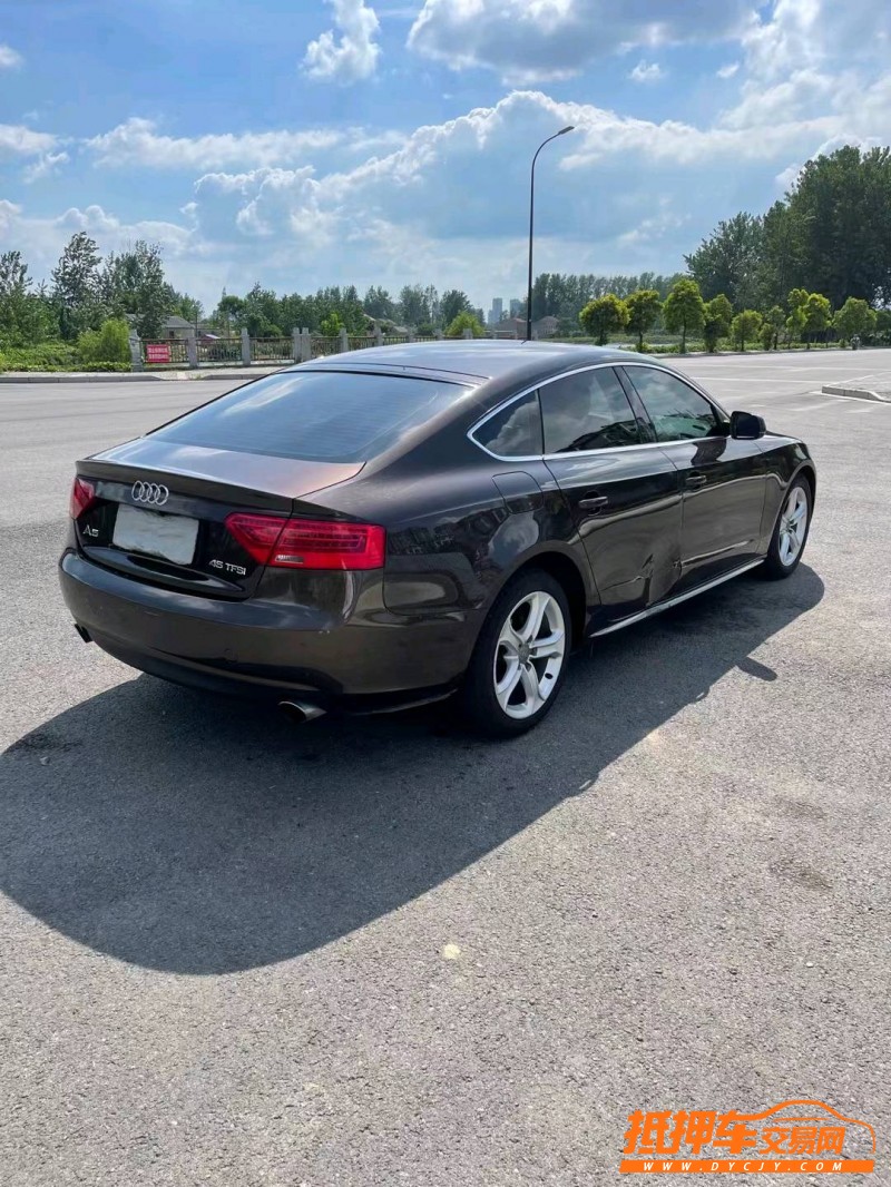 盐城14年奥迪A55