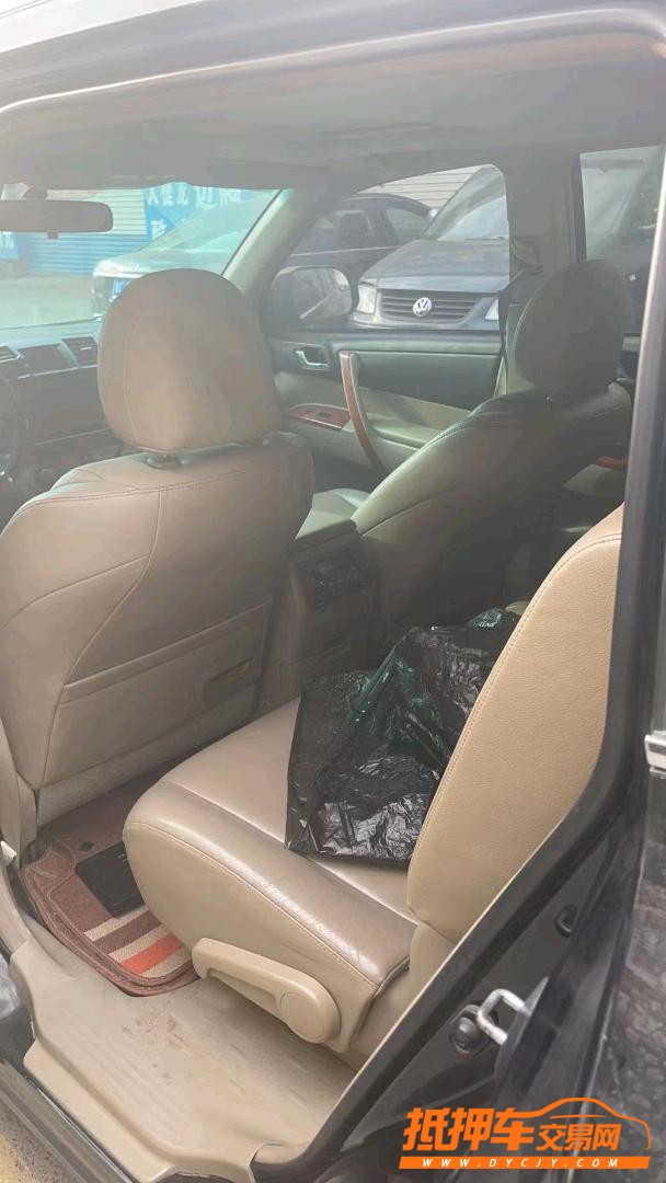 潍坊10年丰田汉兰达5