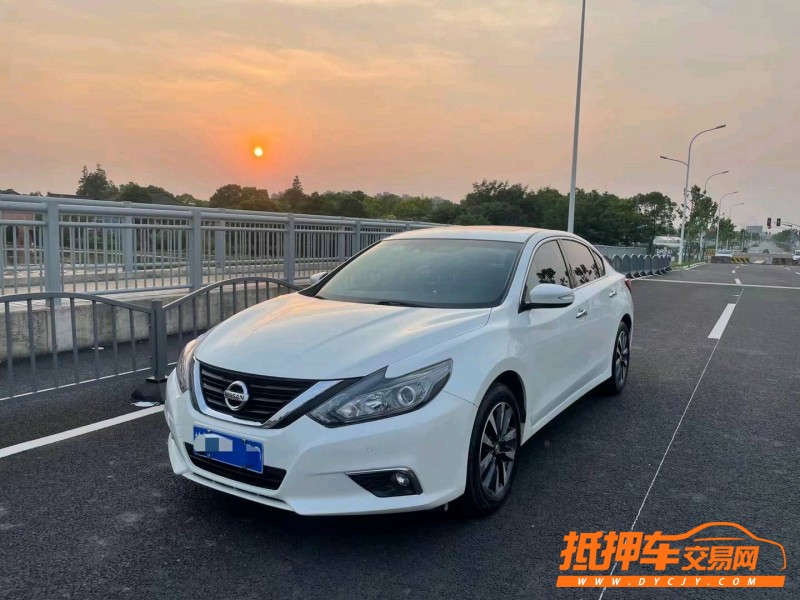 上海18年日產天籟6